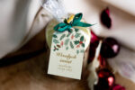 Podłużna świeca z personalizowaną świąteczną etykietą Inne produkty świąteczne wimpreze.pl 13